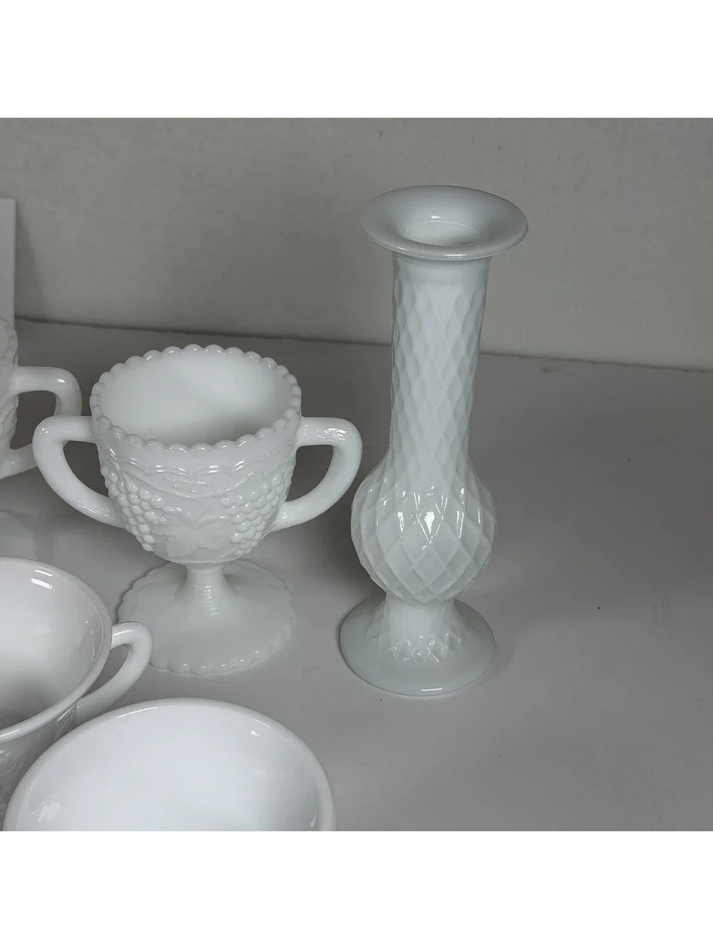 Vintage Imperial Glass Milk Glass Harvest Grape 28pc Set S-3 White Dinnerware